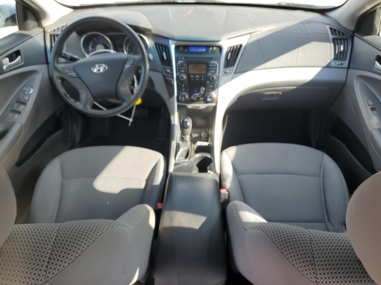 2011 HYUNDAI SONATA