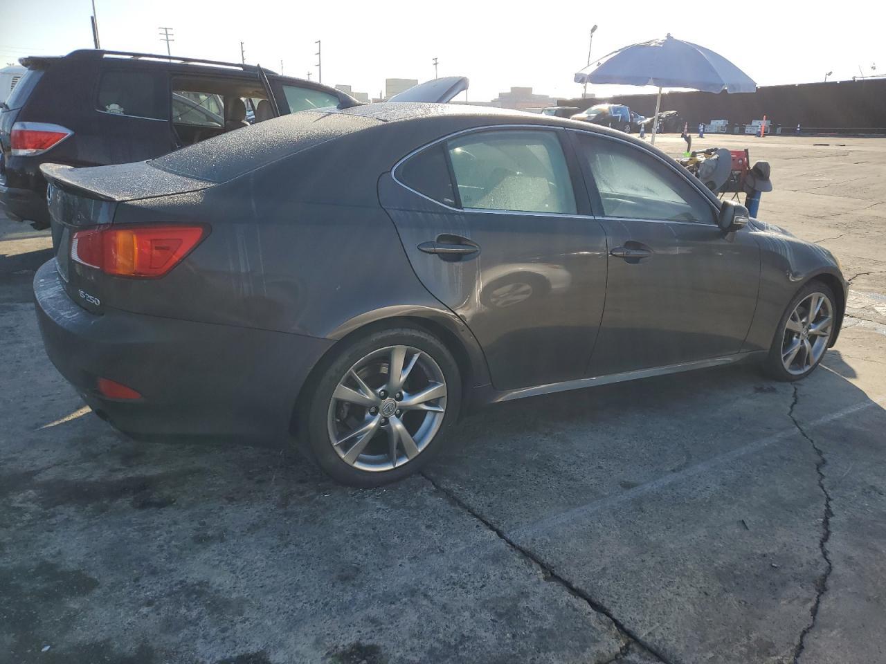 2009 LEXUS IS 250