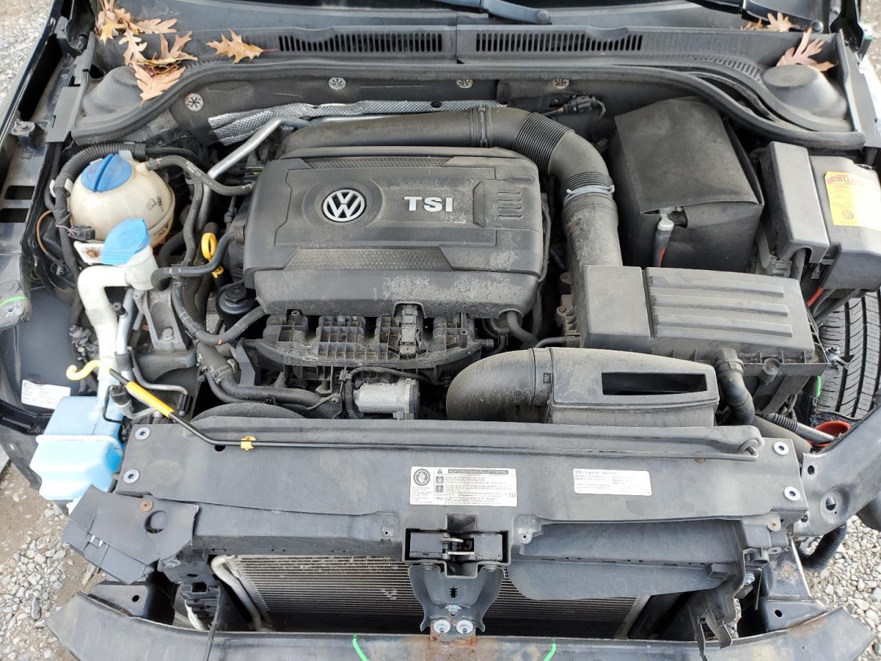 2015 VOLKSWAGEN JETTA