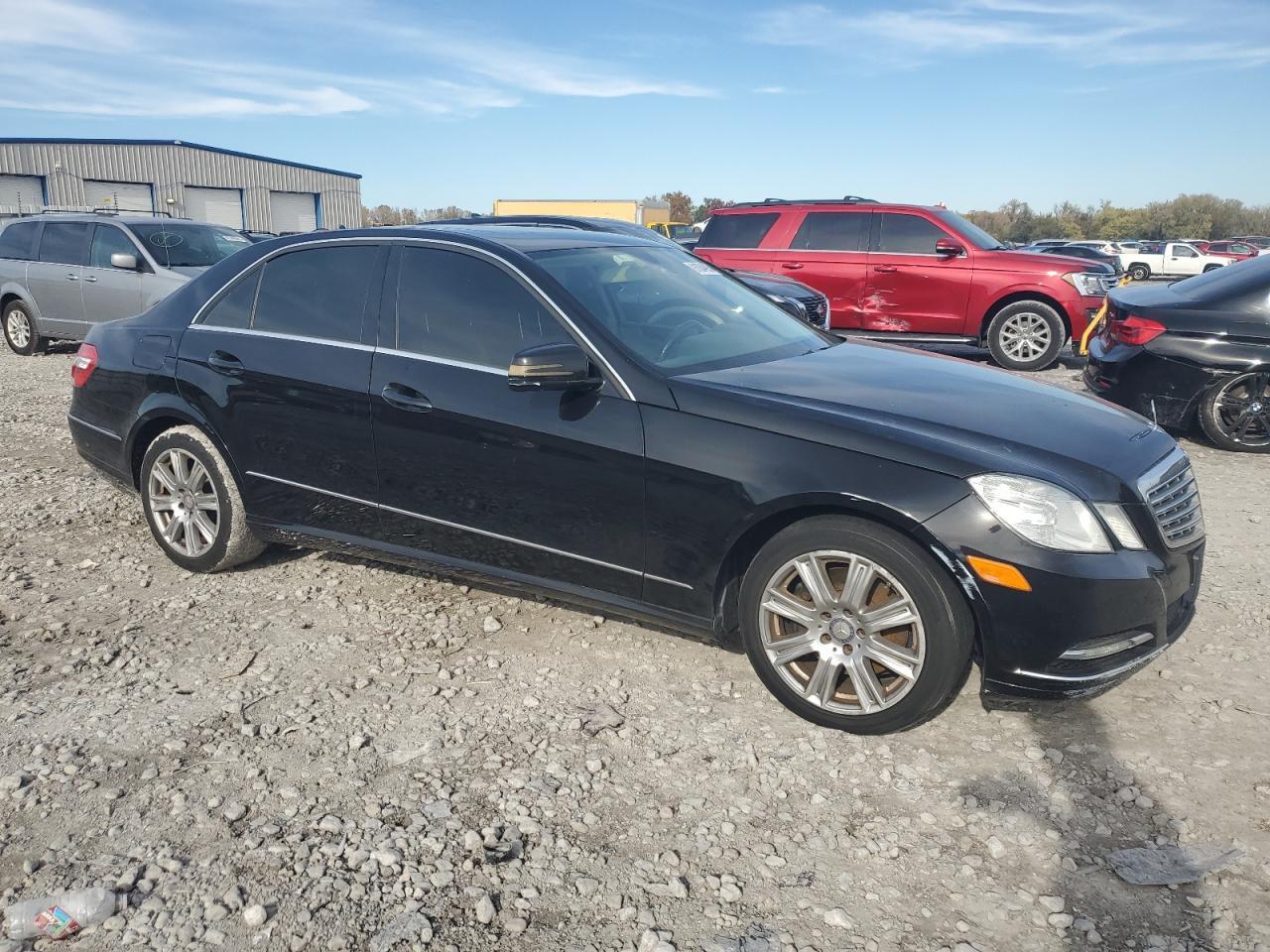 2013 MERCEDES-BENZ E-Class