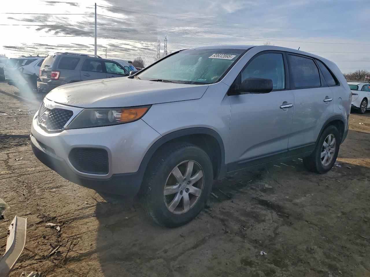2011 KIA SORENTO