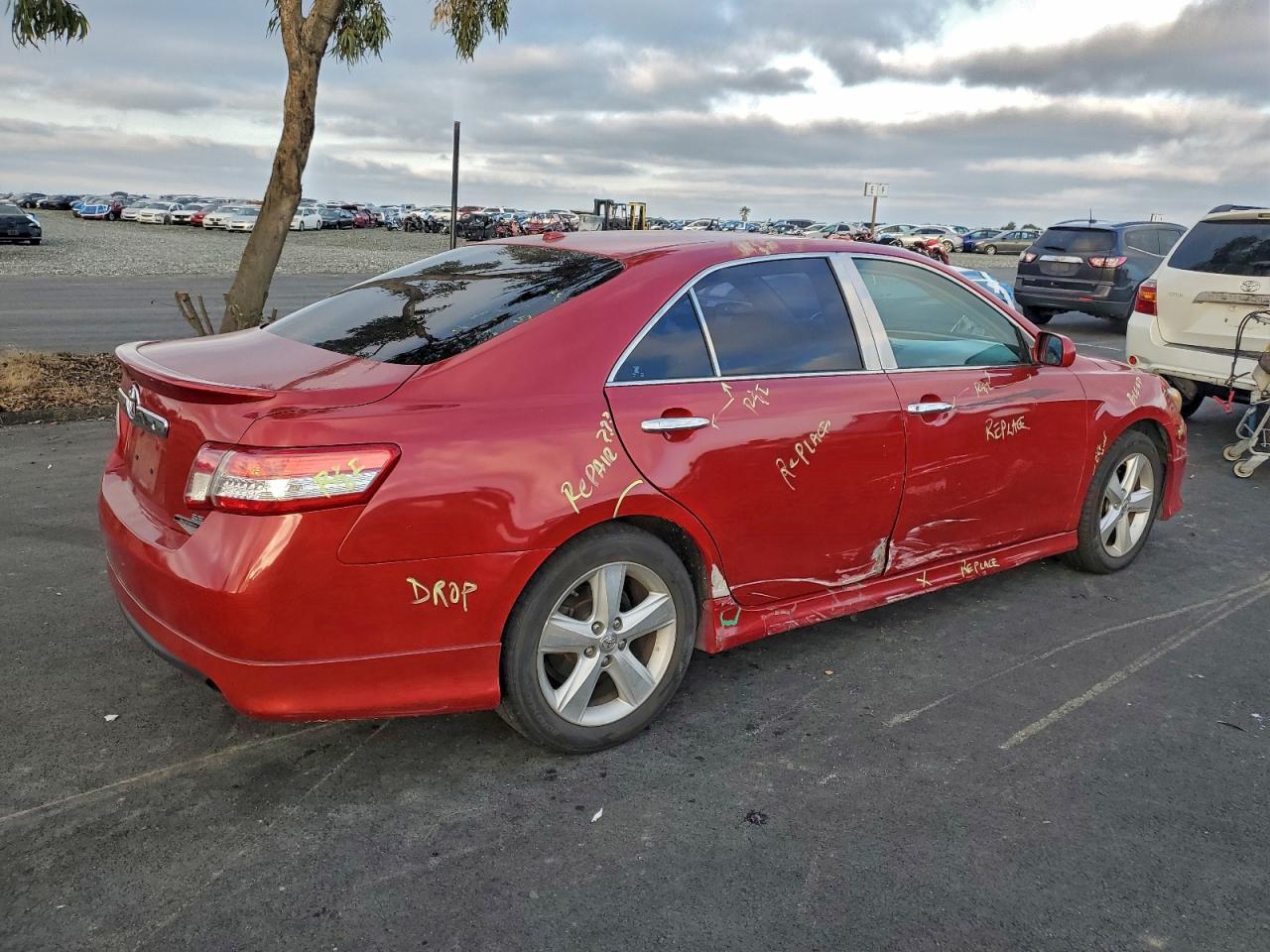 2010 TOYOTA CAMRY
