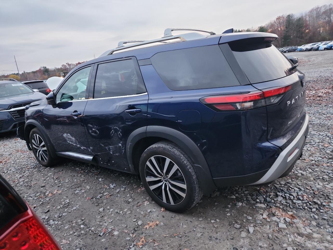 2024 NISSAN PATHFINDER