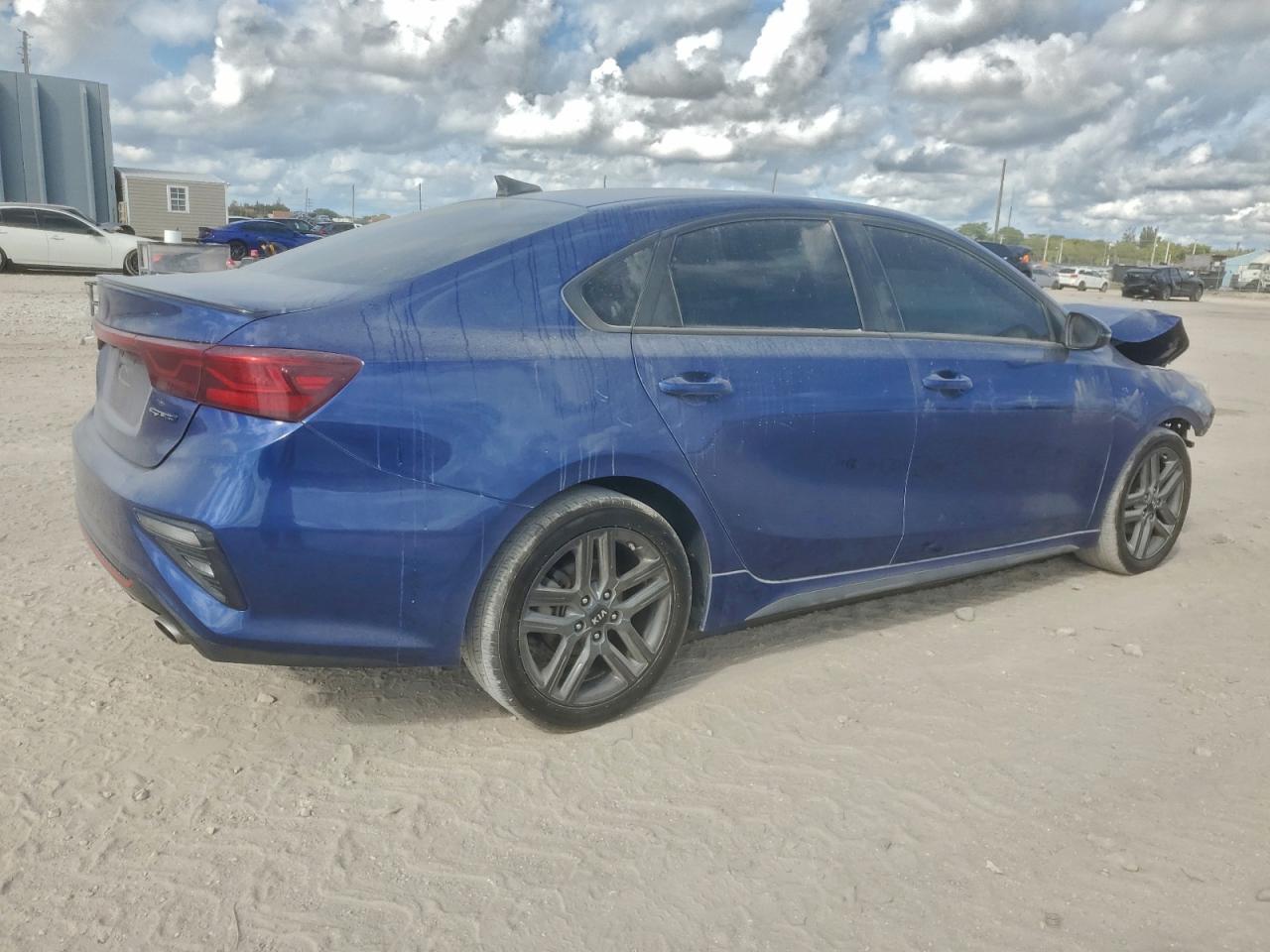 2021 KIA FORTE