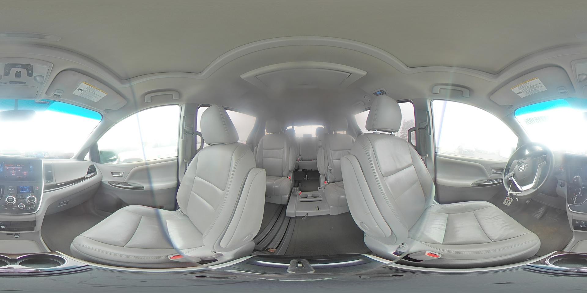 2015 TOYOTA SIENNA