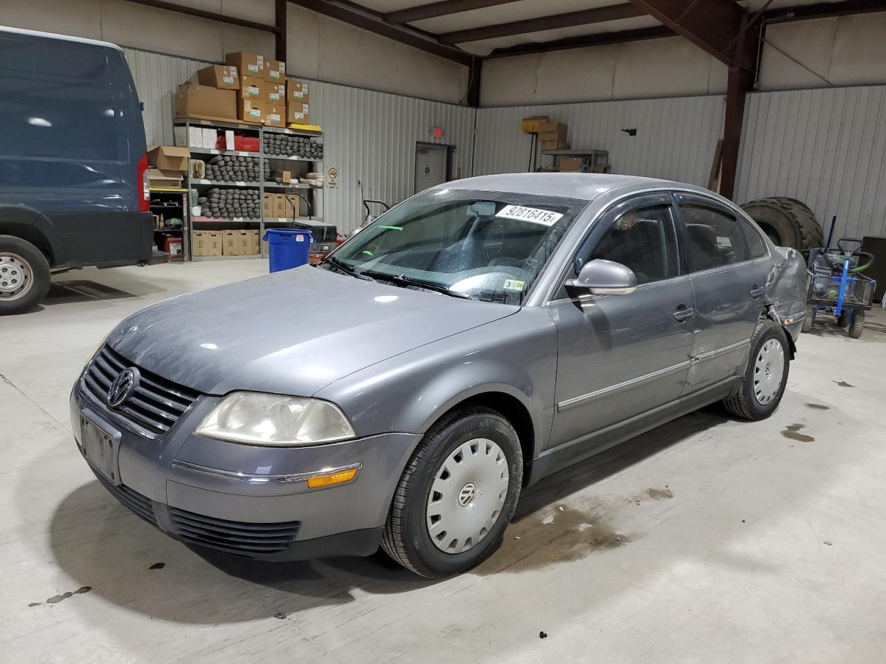 2005 VOLKSWAGEN Passat
