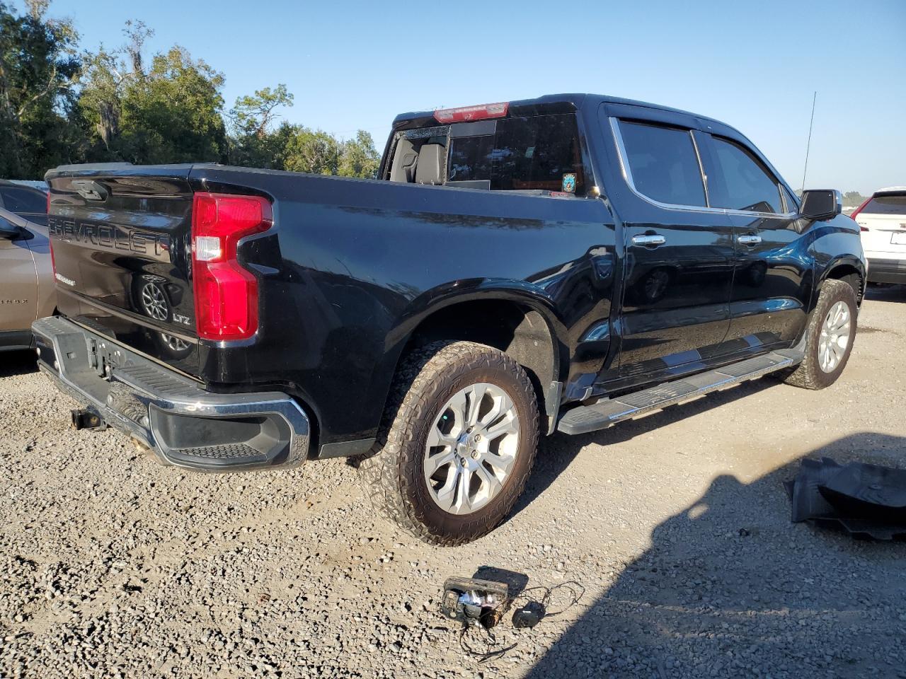 2023 CHEVROLET Silverado