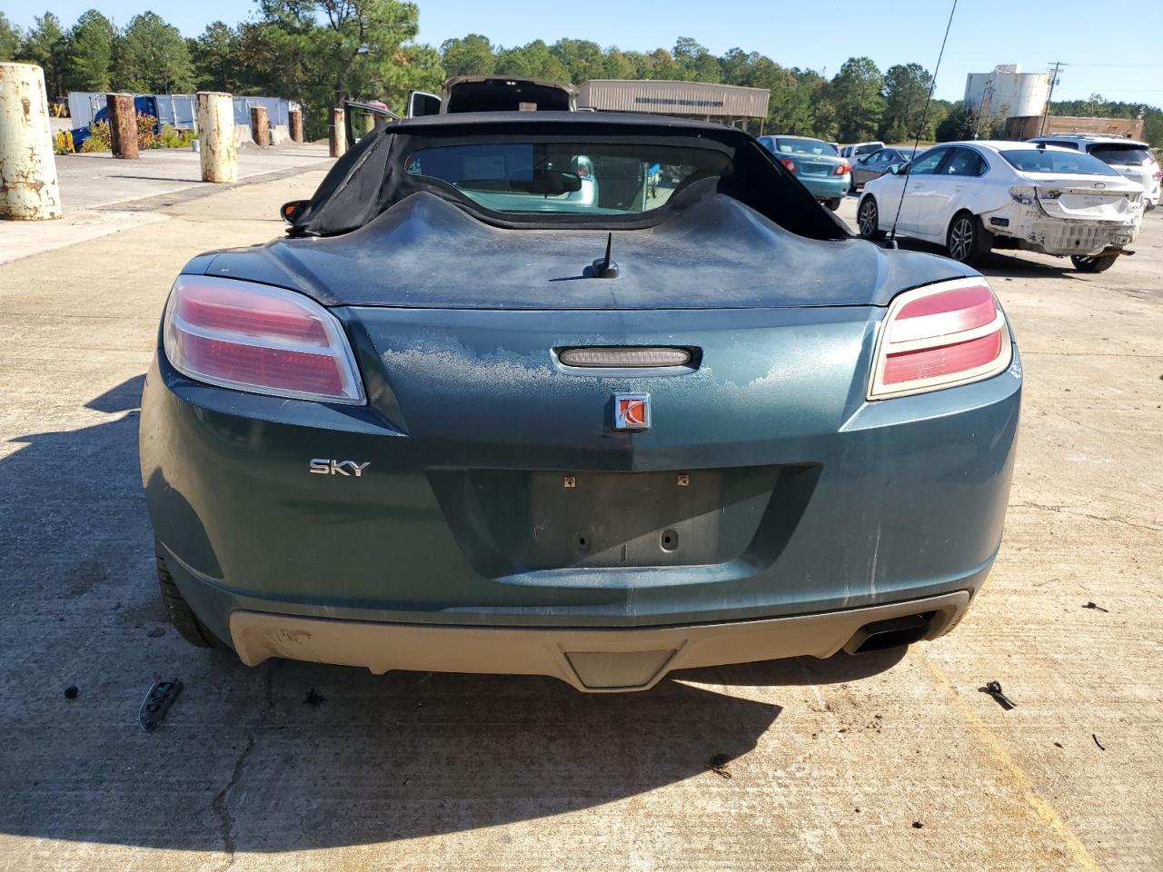 2008 SATURN Sky