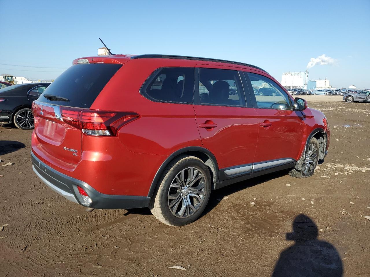 2016 MITSUBISHI outlander