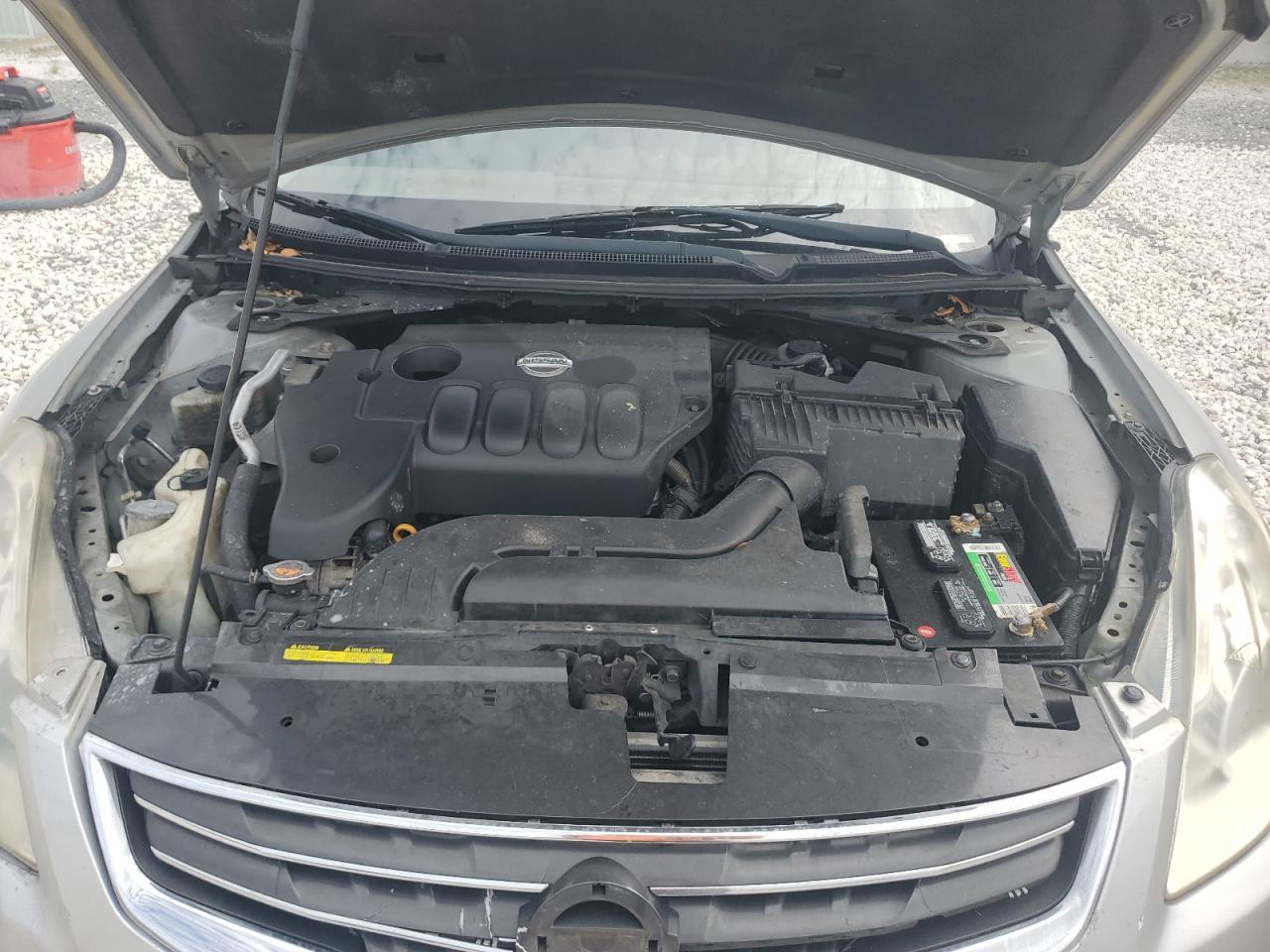 2010 NISSAN ALTIMA