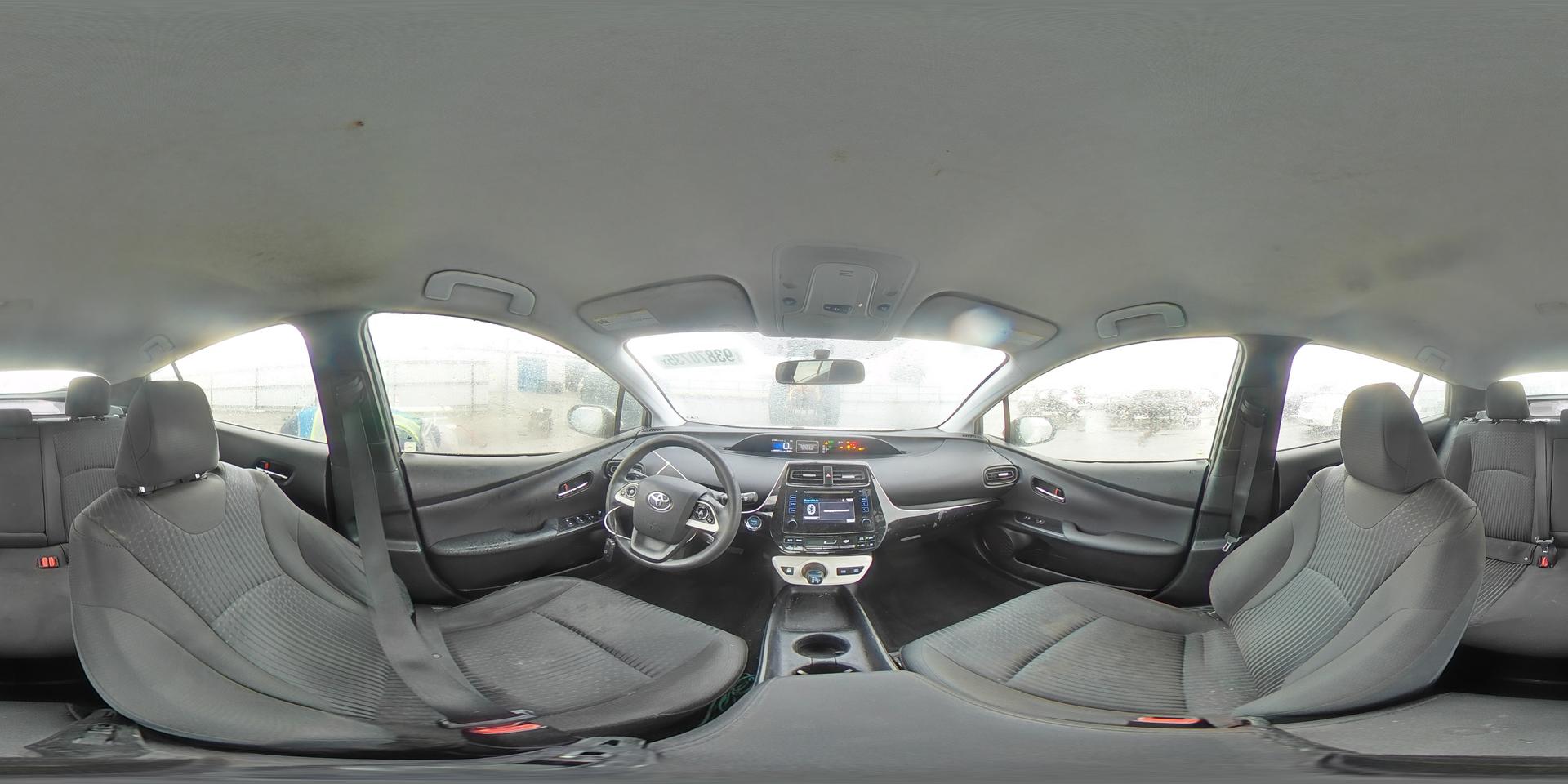 2016 TOYOTA PRIUS