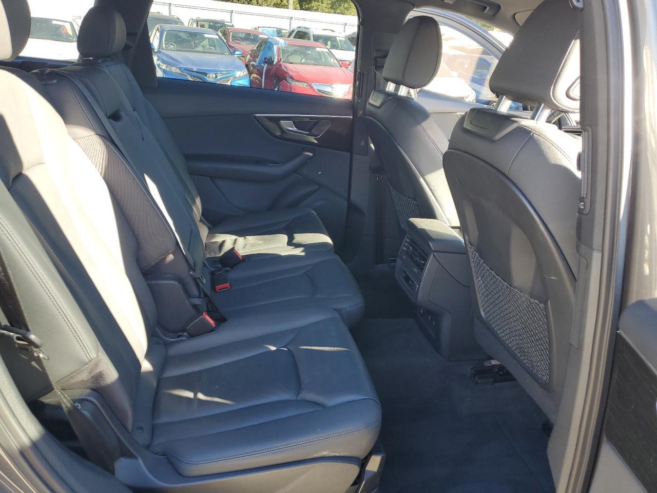 2021 AUDI Q7