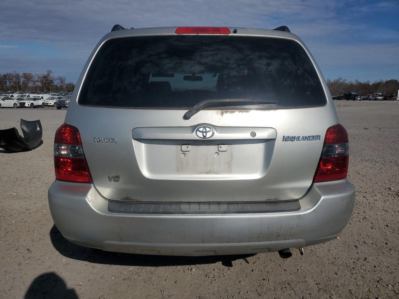 2006 TOYOTA HIGHLANDER