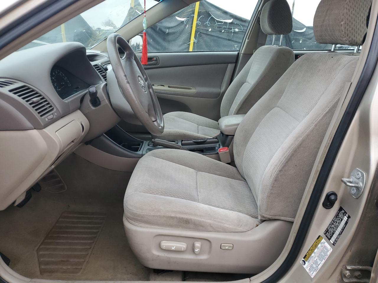2004 TOYOTA CAMRY