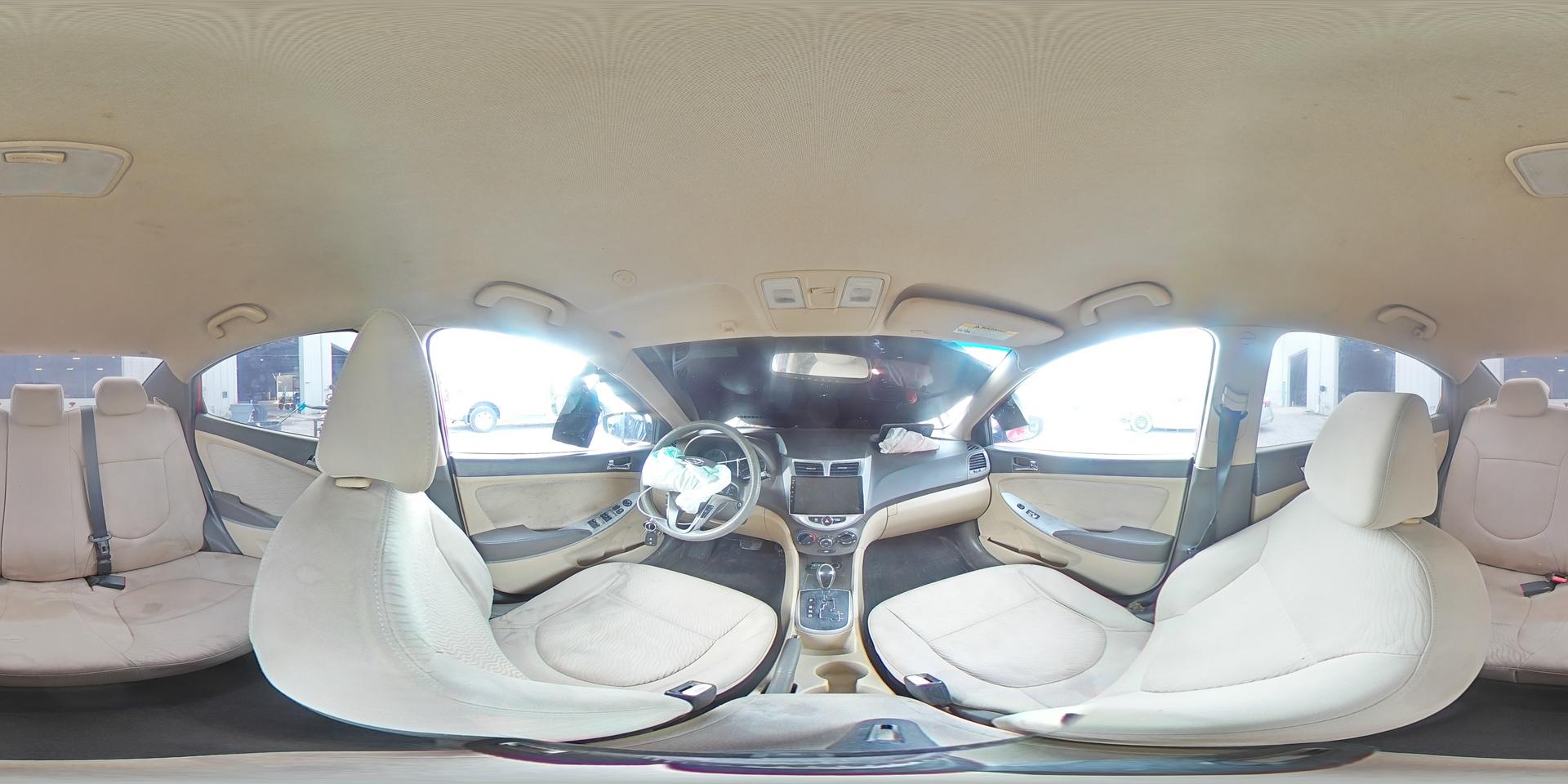 2012 HYUNDAI ACCENT