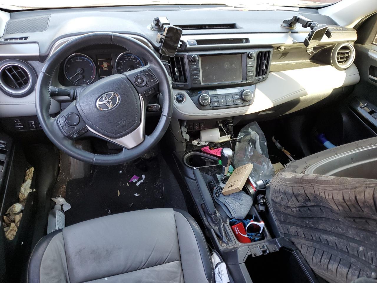 2016 TOYOTA RAV4