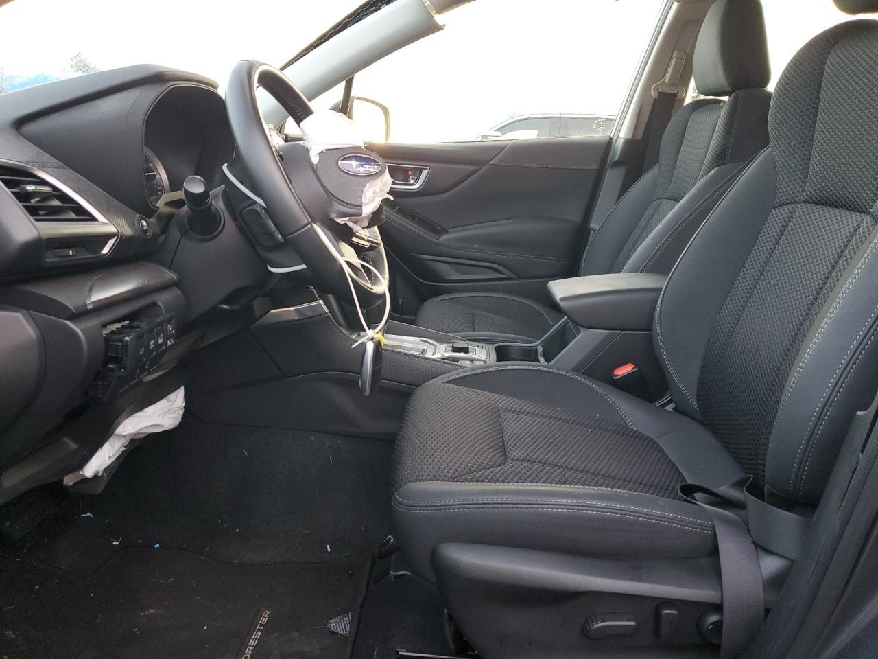 2024 SUBARU FORESTER