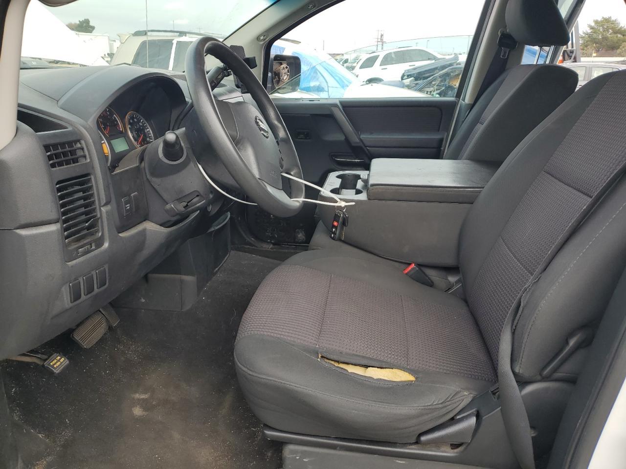 2011 NISSAN Titan
