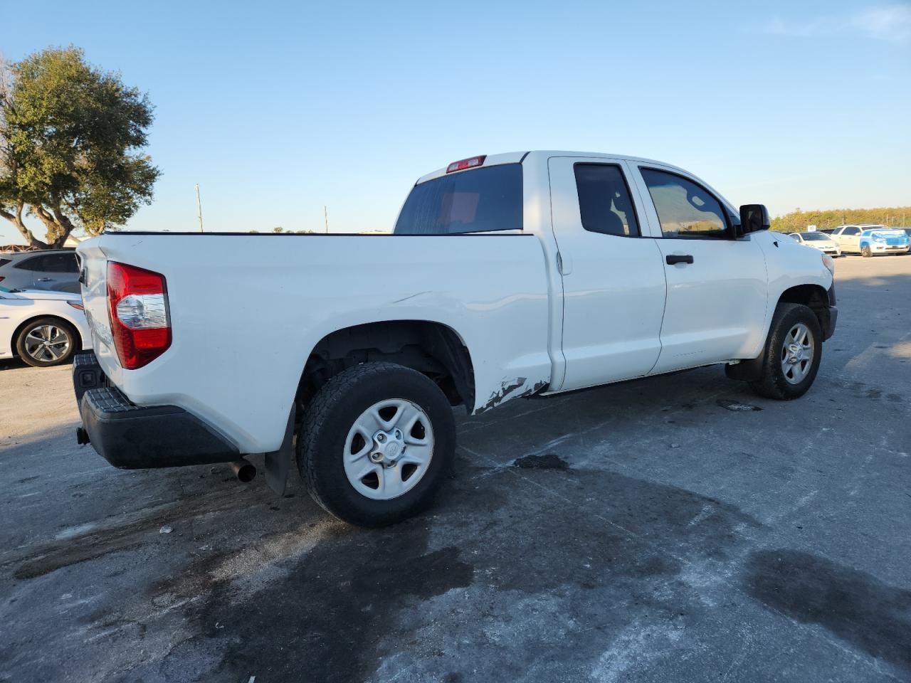 2016 TOYOTA TUNDRA