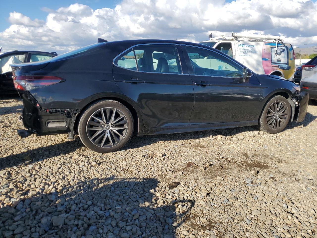 2023 TOYOTA CAMRY