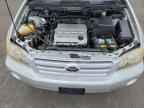 2004 TOYOTA HIGHLANDER
