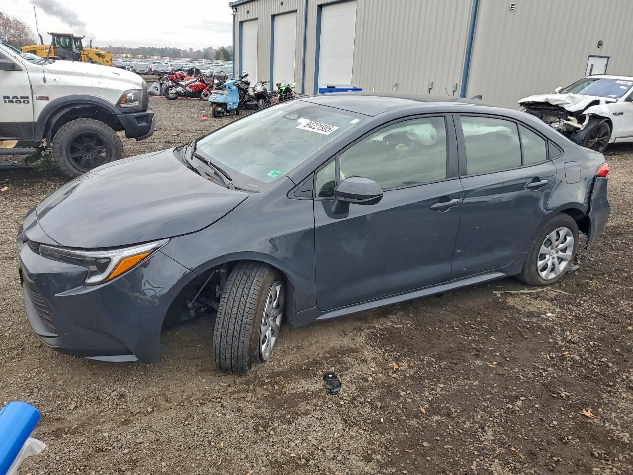 2025 TOYOTA COROLLA