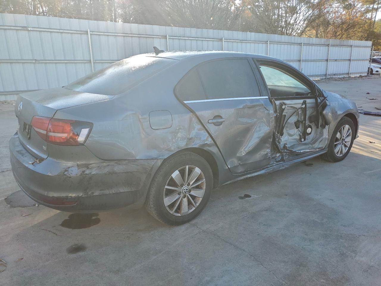 2016 VOLKSWAGEN JETTA