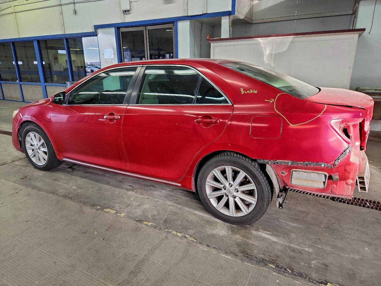 2013 TOYOTA CAMRY