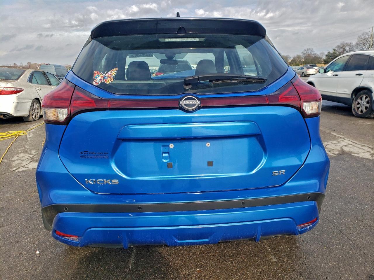 2024 NISSAN KICKS