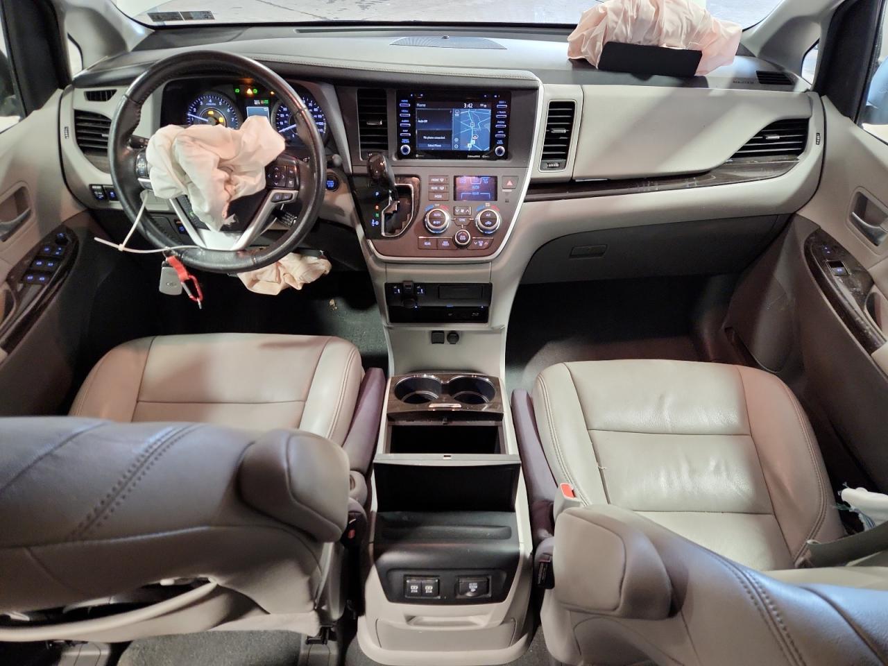 2020 TOYOTA SIENNA
