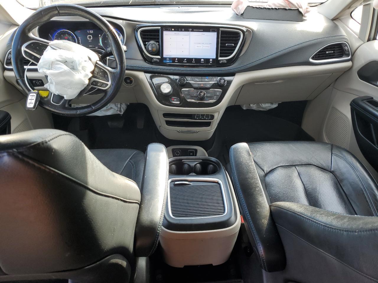 2021 CHRYSLER Pacifica