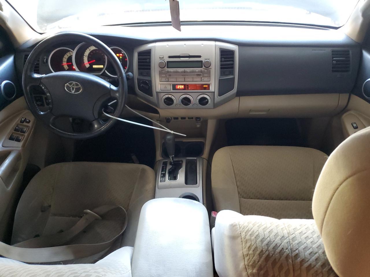 2011 TOYOTA TACOMA