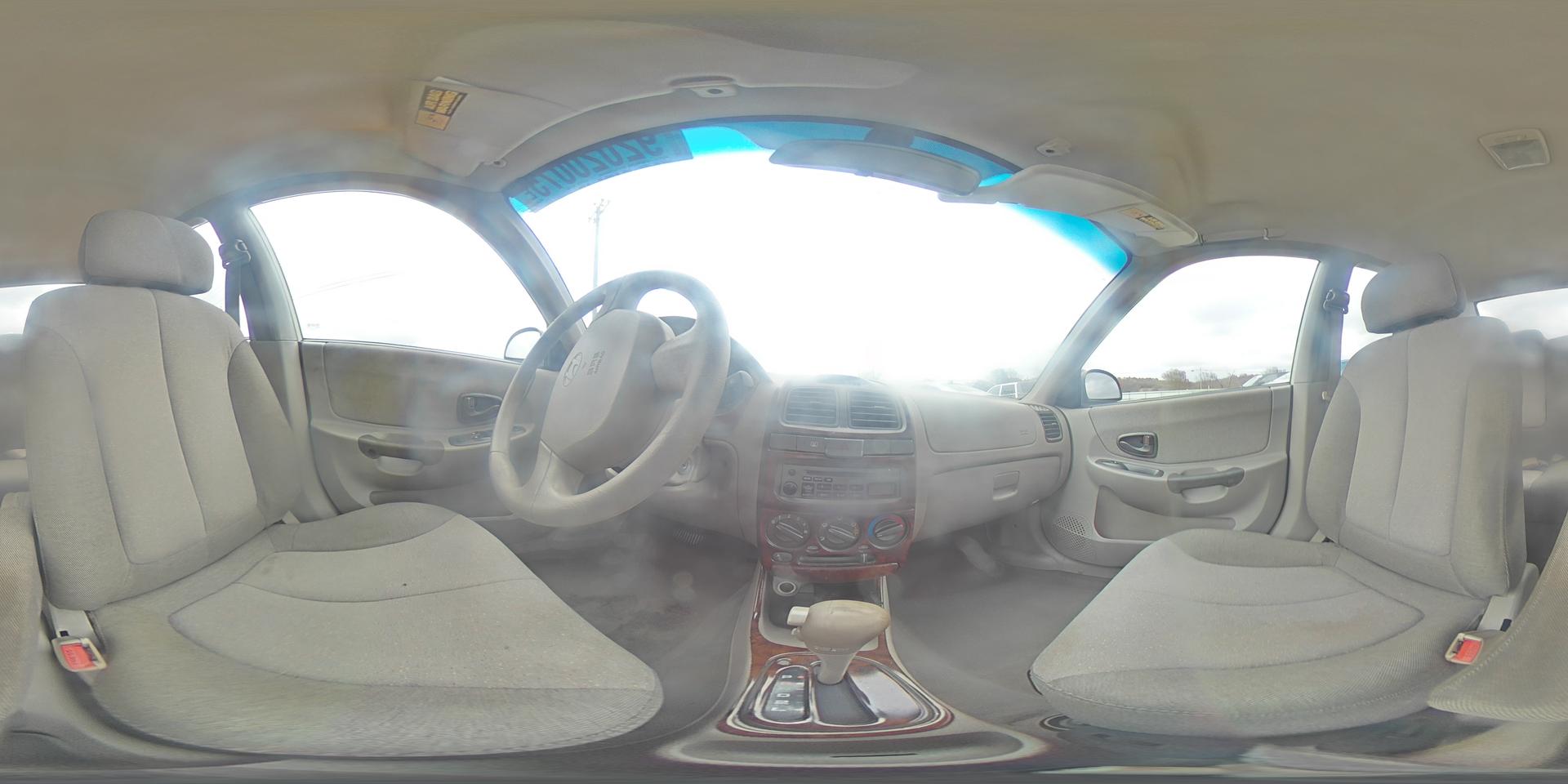 2002 HYUNDAI ACCENT