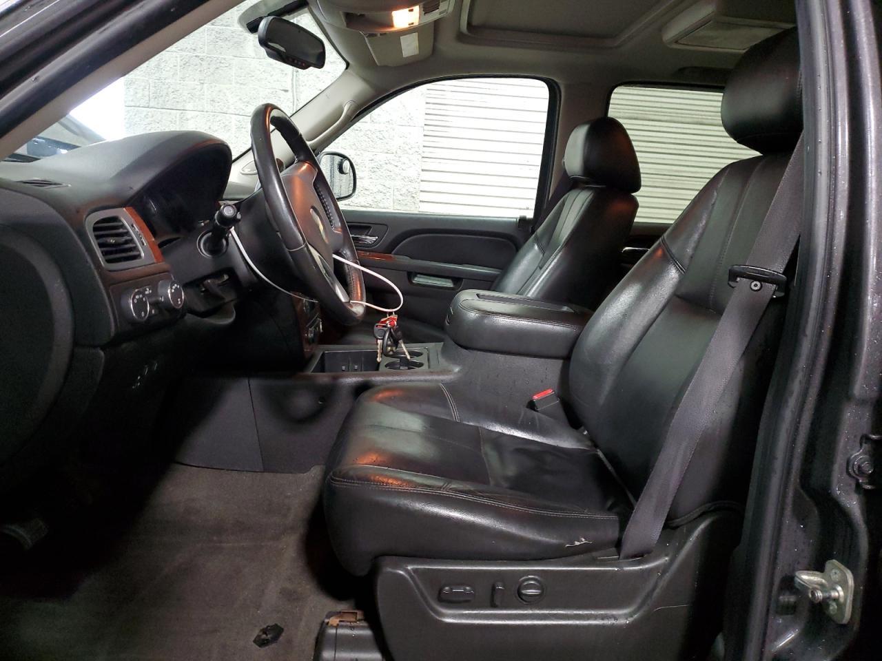 2011 CHEVROLET Tahoe