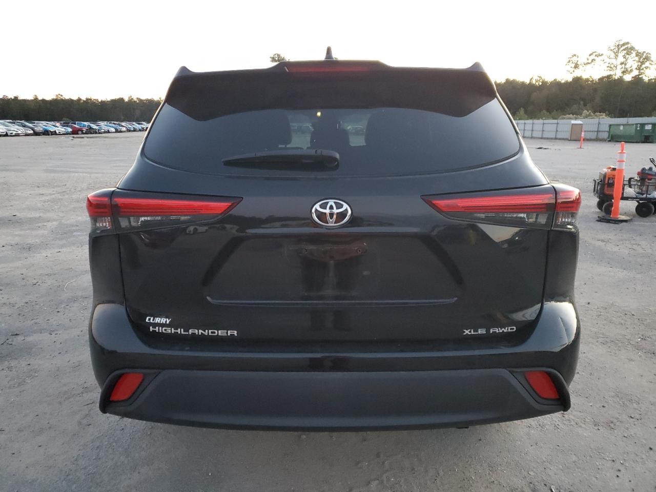 2020 TOYOTA HIGHLANDER