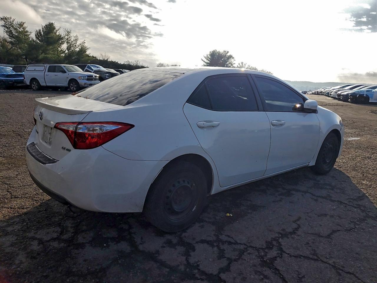 2015 TOYOTA COROLLA
