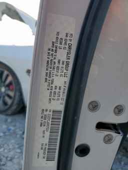 2013 DODGE Challenger