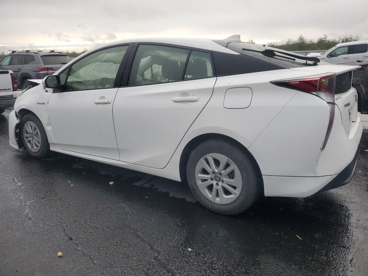 2016 TOYOTA PRIUS