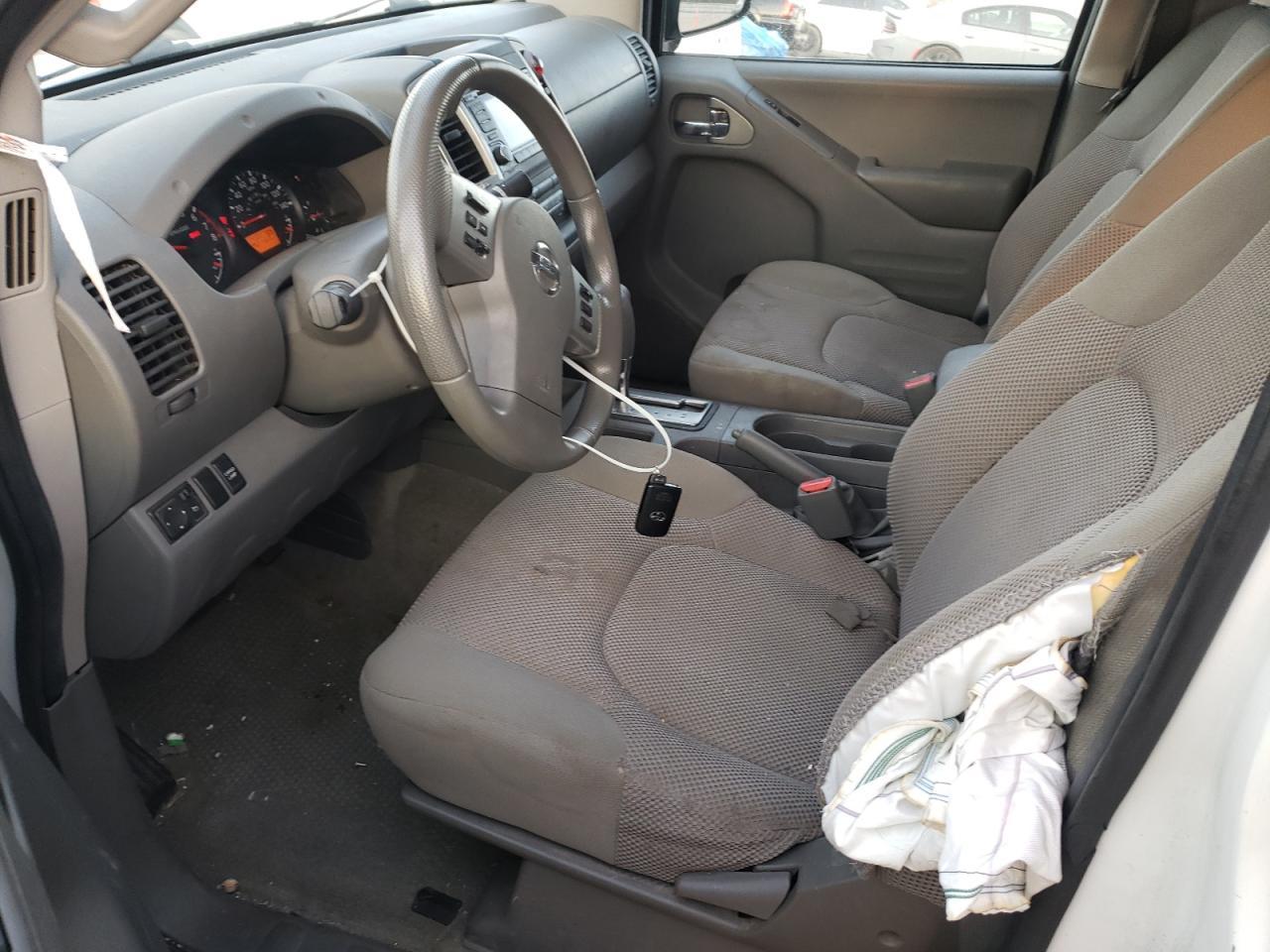 2015 NISSAN Frontier