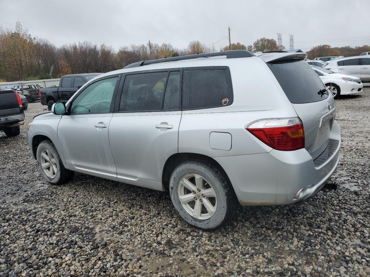 2010 TOYOTA HIGHLANDER
