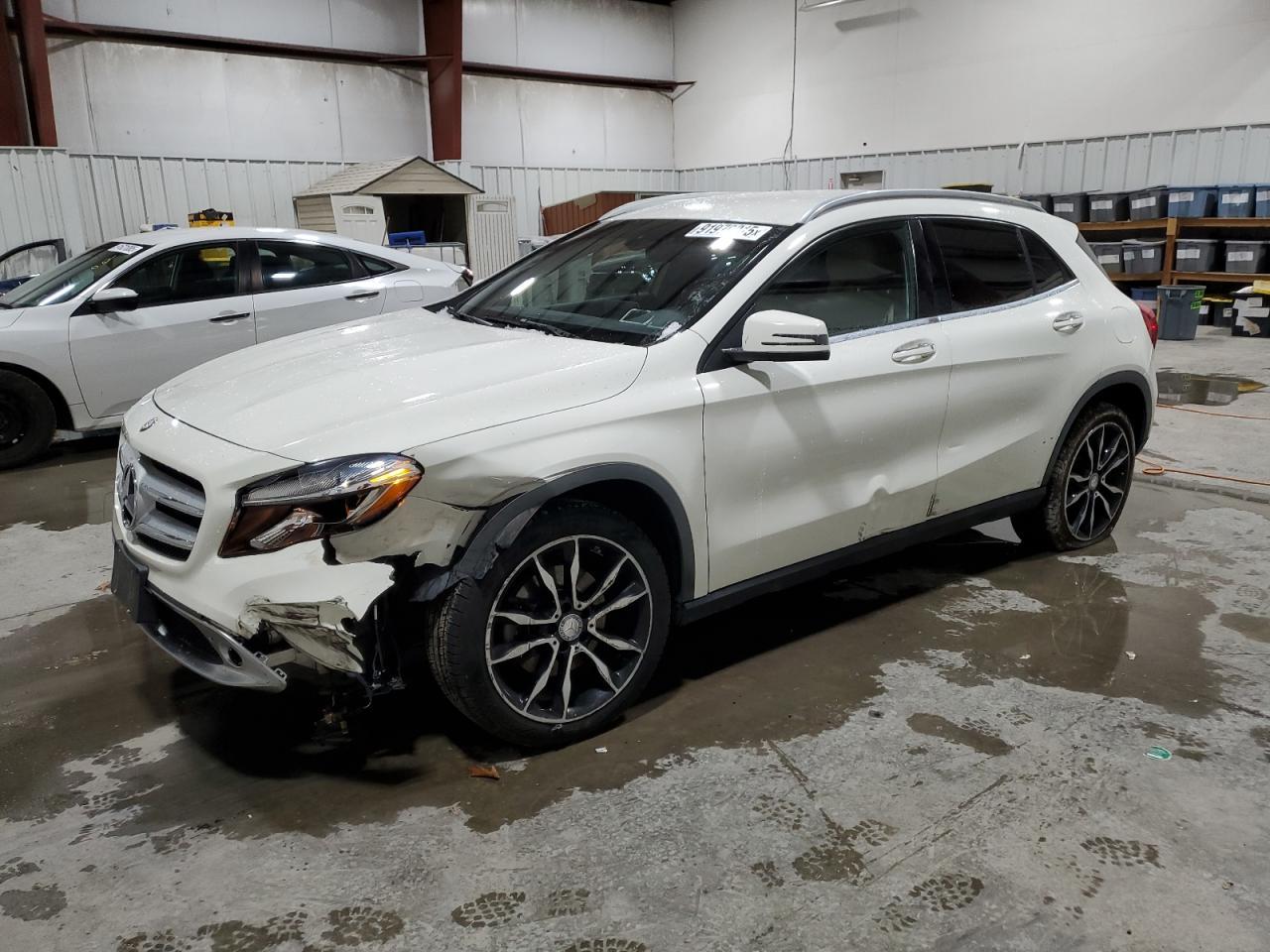 2016 MERCEDES-BENZ GLA-Class