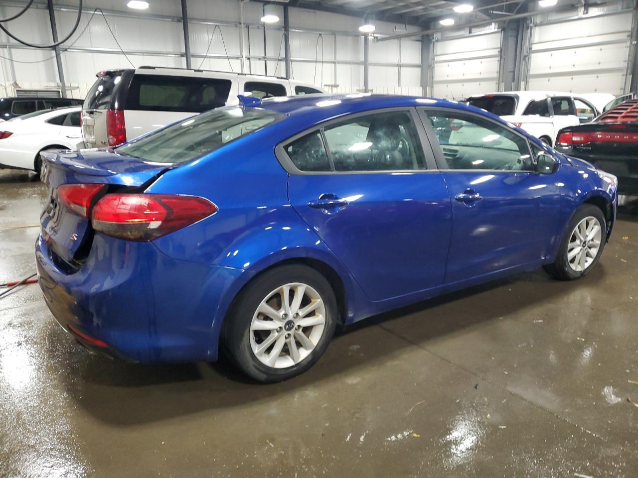 2017 KIA FORTE