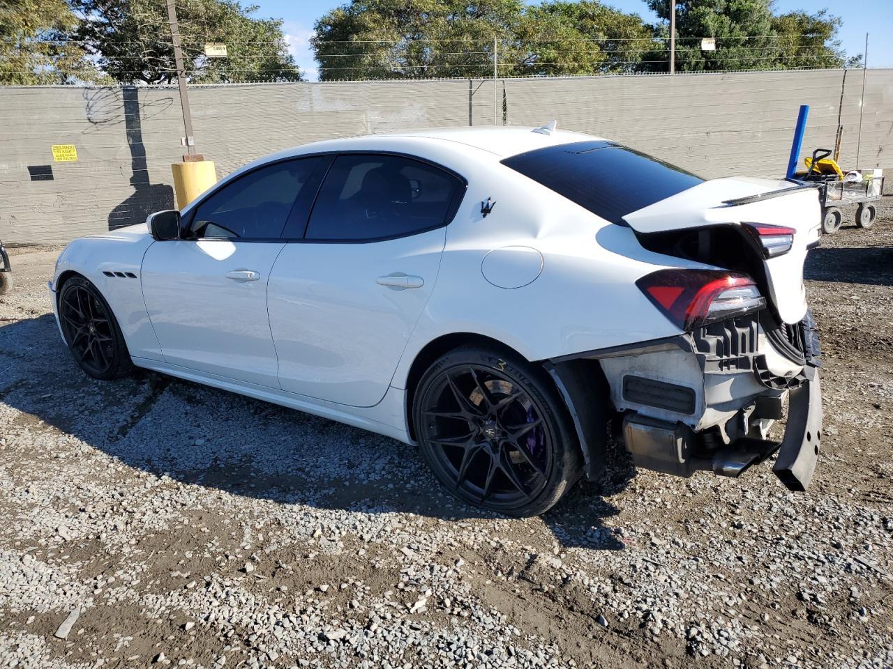 2015 MASERATI Ghibli