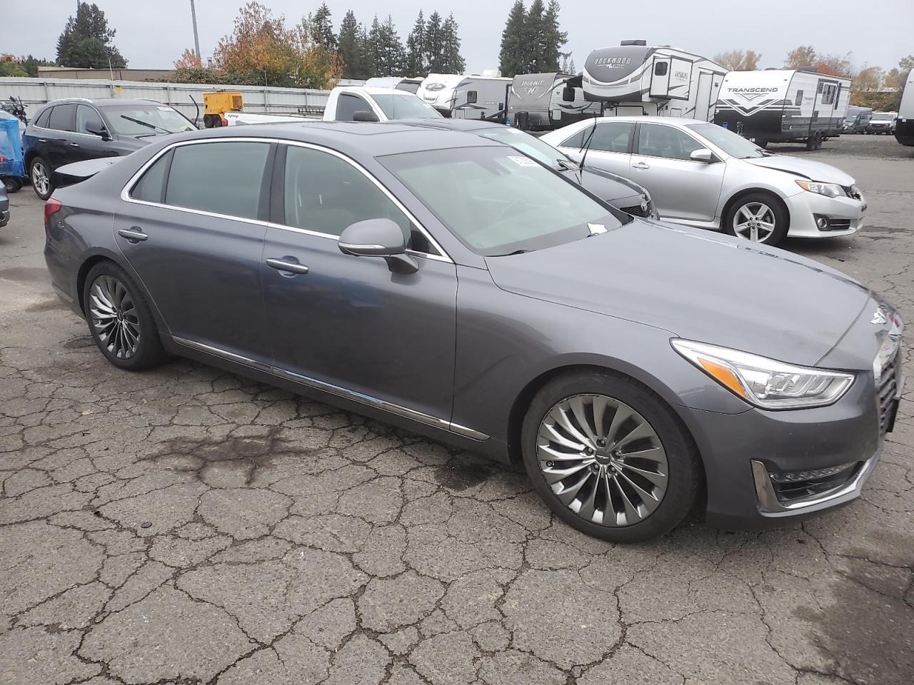 2017 GENESIS G90