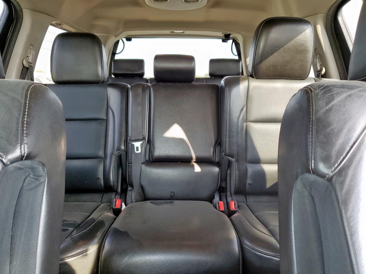 2015 NISSAN Armada