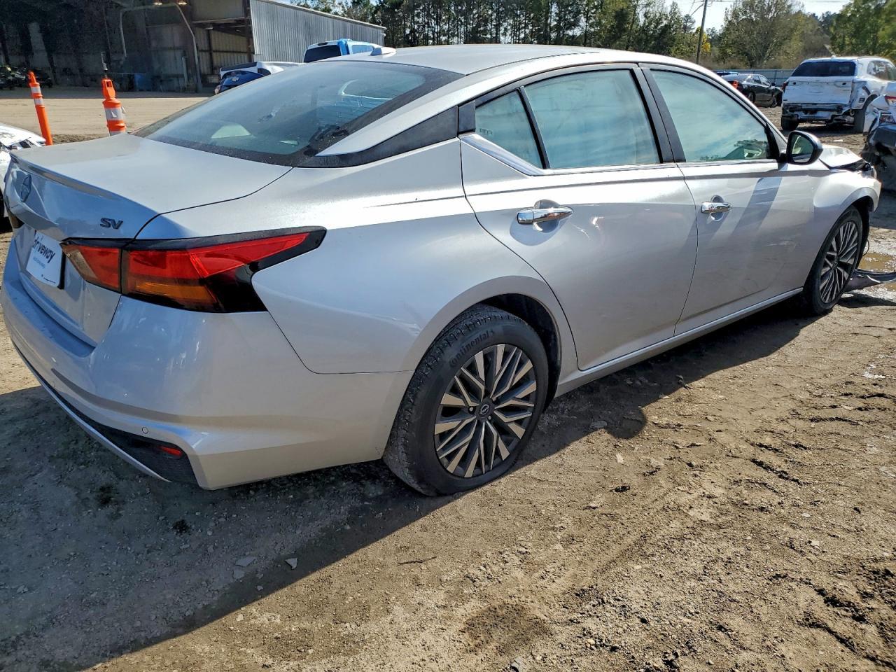 2024 NISSAN ALTIMA