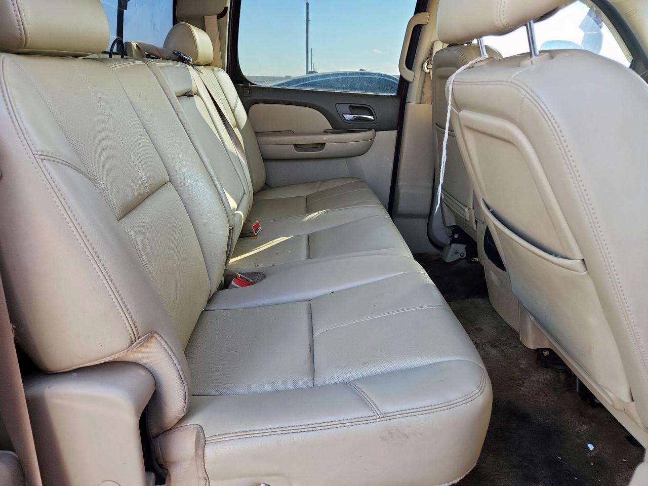 2014 CHEVROLET Silverado 2500