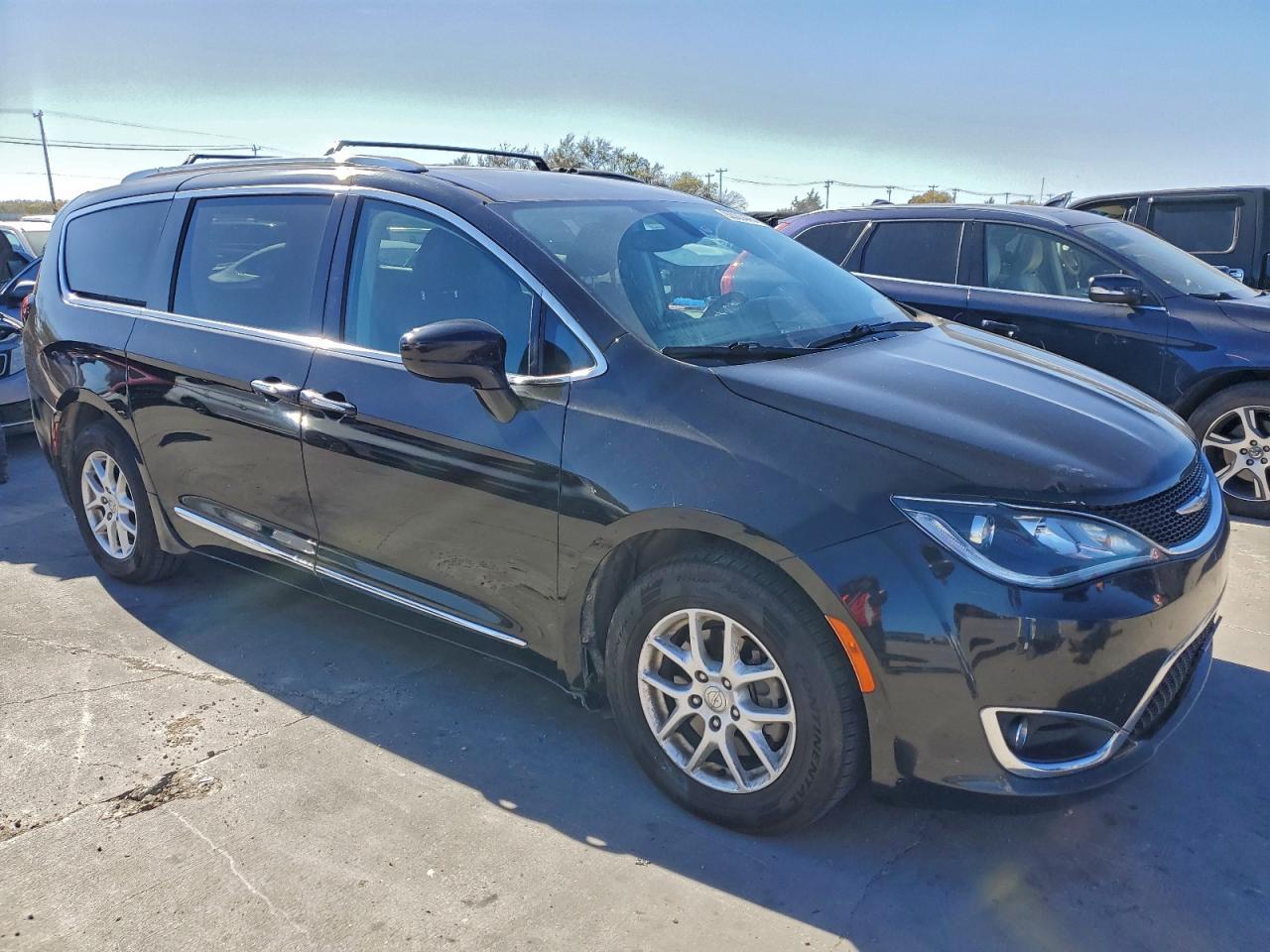 2020 CHRYSLER Pacifica
