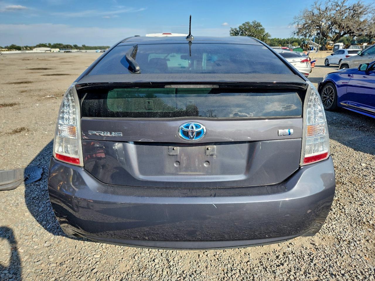 2011 TOYOTA PRIUS