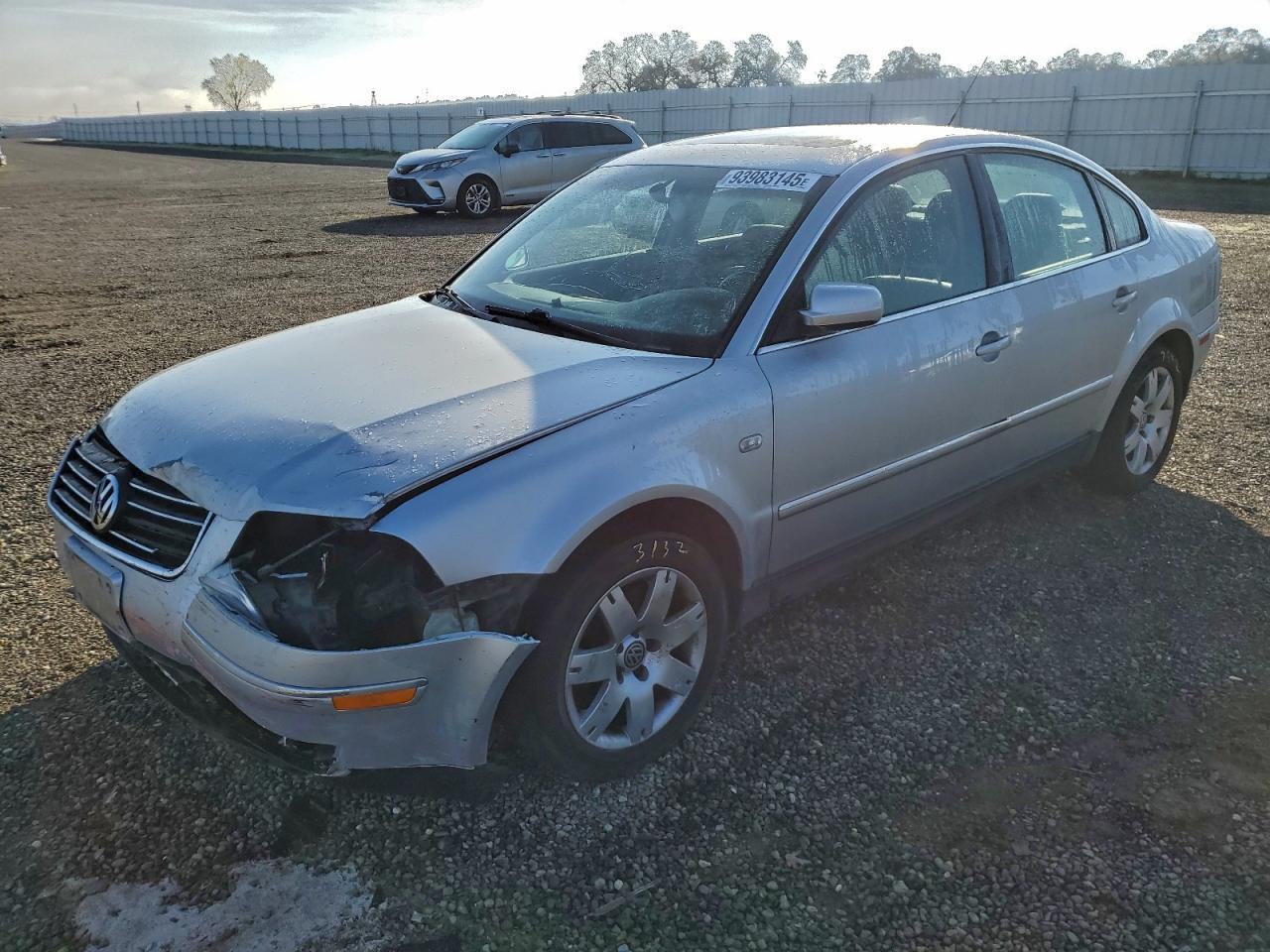 2001 VOLKSWAGEN Passat